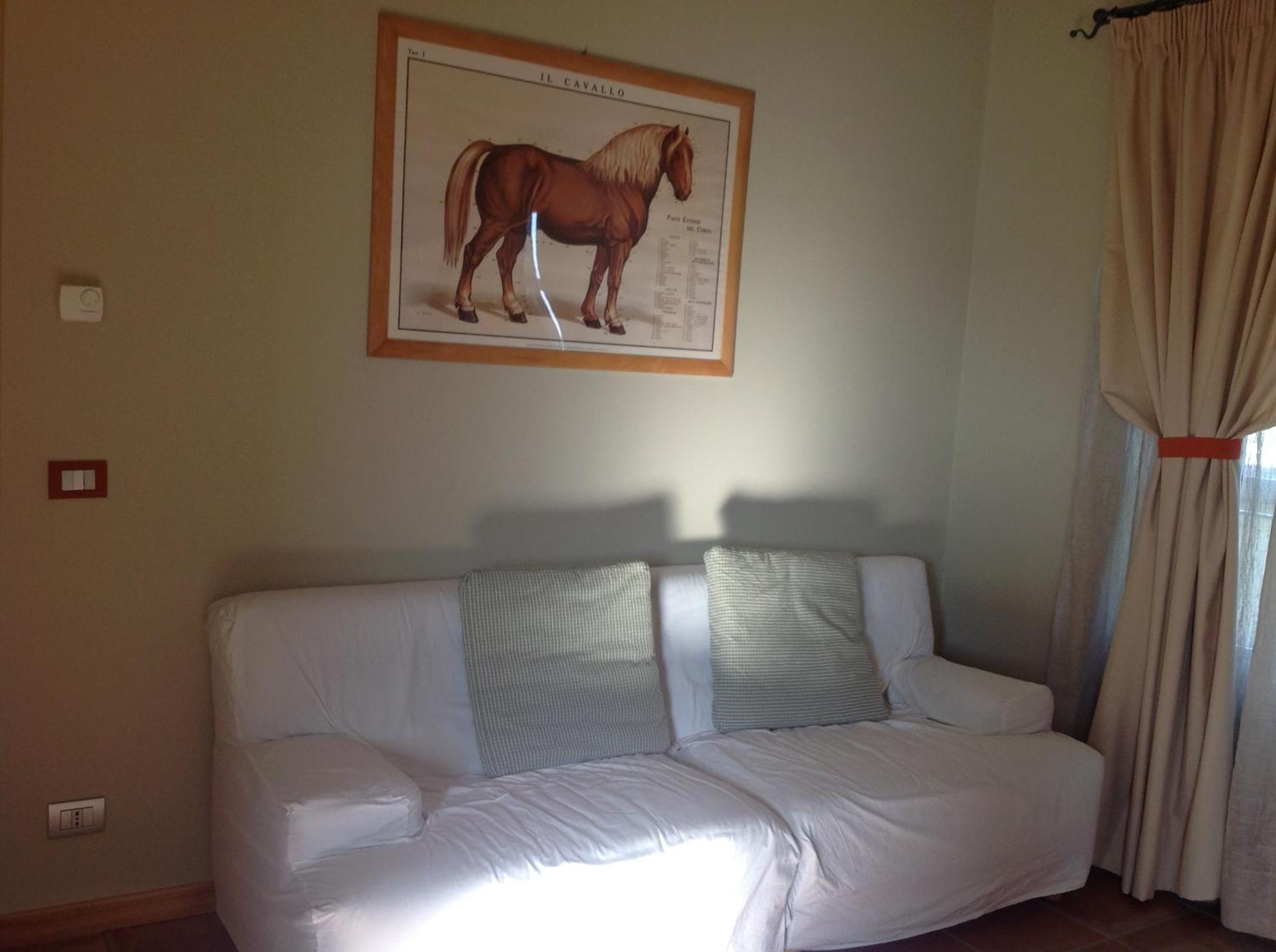 Locanda San Lorenzo Roddino Pokoj fotografie