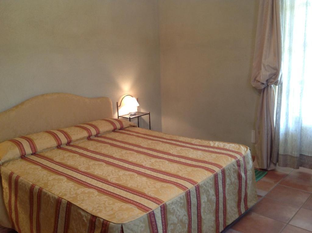 Locanda San Lorenzo Roddino Pokoj fotografie